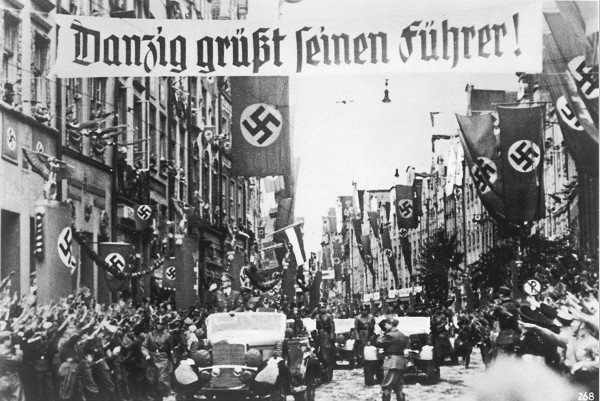 Danzig, 1939, Hitlers Ankunft in Danzig, Yad Vashem