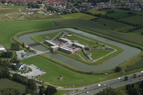 Breendonk, 2000, Luftbild der Festungsanlage, Museum Nationaal Gedenkteken Fort Breendonk