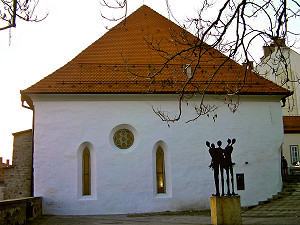 Holocaust_Memorial_and_Synagogue_in_Maribor