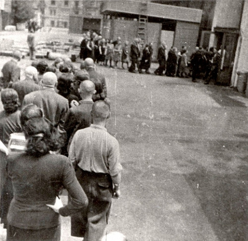 Prag, 1942, Deportation von Juden nach Theresienstadt, Yad Vashem