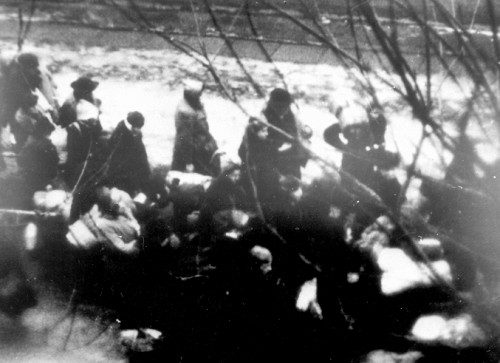 Riga, Ende 1941, Deportation von lettischen Juden in den Wald von Rumbula, Muzejs »Ebreji Latvijā«.