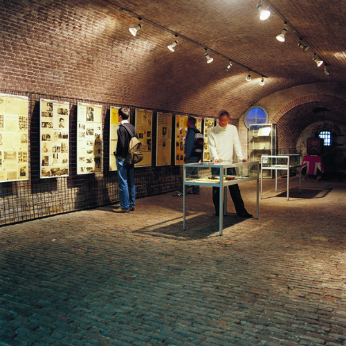 Huy, 2004, Blick in die Ausstellung, Fédération du Tourisme de la Province de Liège