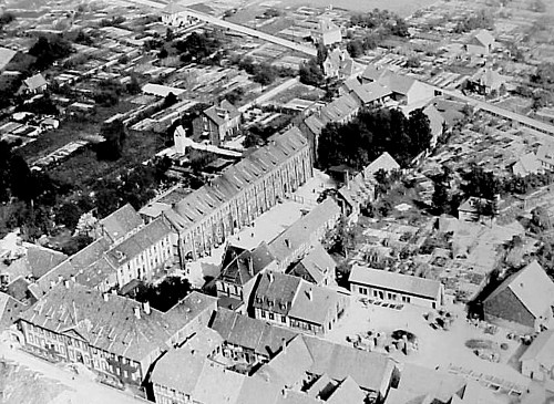 Moringen, o.D., Luftaufnahme des Geländes aus der NS-Zeit, NLkh Moringen