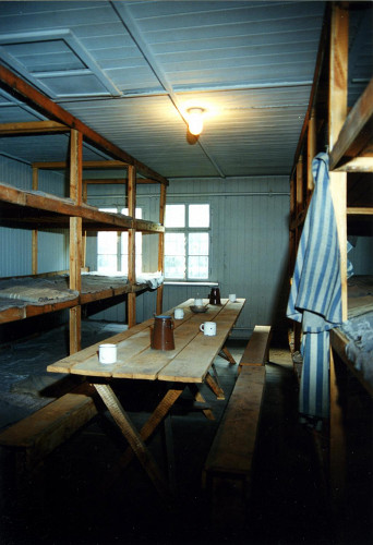 Wernigerode, 1993, Baracke III - Unterkunftsraum, Mahn-  und Gedenkstätte Wernigerode, D. Oemler