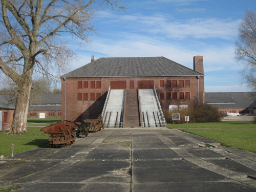 Neuengamme, 2011, Rampe des Klinkerwerks im ehemaligen Konzentrationslager Neuengamme, KZ-Gedenkstätte Neuengamme