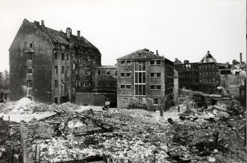 Dortmund, 1946, Die fast intakt gebliebene Steinwache kurz nach dem Krieg, Stadtarchiv Dortmund